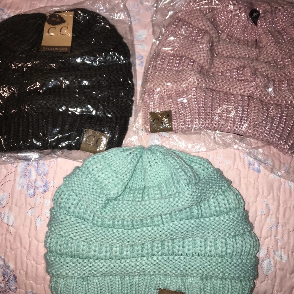 Bundle * 3 Beanies